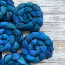 Load image into Gallery viewer, Whitefaced Woodland - "Dewdrop" - Hand Dyed Wool Combed Top - Soft Spinning Fiber