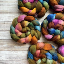 Load image into Gallery viewer, Cormo Combed Top - "Free Spirit” - US Grown Hand Dyed Spinning Fiber - Soft Fiber for Spinning