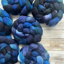 Load image into Gallery viewer, Domestic Targhee Combed Top - &quot;Twilight&quot; - US Grown Hand Dyed Spinning Fiber - Soft Fiber for Spinning
