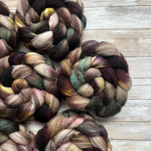 Load image into Gallery viewer, Antique Shop - Mixed Blue Faced Leicester BFL Hand Dyed Combed Top - Spinning Fiber - 26 Micron - BFL for Spinning - Wool Roving
