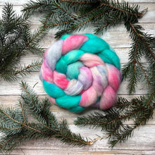 Load image into Gallery viewer, Kent Romney Hand Dyed Combed Top - &quot;Trapper Keeper&quot; - Spinning Fiber - Soft Fiber for Spinning Socks - Wool Roving
