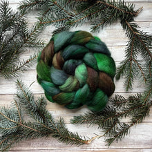 Load image into Gallery viewer, Kent Romney Hand Dyed Combed Top - &quot;Coven&quot; - Spinning Fiber - Soft Fiber for Spinning Socks - Wool Roving
