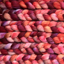Load image into Gallery viewer, Kent Romney Hand Dyed Combed Top - &quot;Georgia&quot; - Spinning Fiber - Soft Fiber for Spinning Socks - Wool Roving
