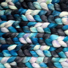 Load image into Gallery viewer, Kent Romney Hand Dyed Combed Top - &quot;Nymphea&quot; - Spinning Fiber - Soft Fiber for Spinning Socks - Wool Roving

