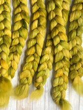 Load image into Gallery viewer, Kent Romney Hand Dyed Combed Top - &quot;Chamomile&quot; - Spinning Fiber - Soft Fiber for Spinning Socks - Wool Roving
