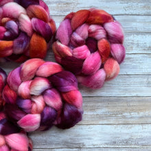 Load image into Gallery viewer, Superwash Bluefaced Leicester “Georgia” - Hand Dyed BFL Wool Combed Top - Soft Spinning Fiber Roving for Socks
