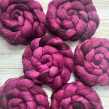 Load image into Gallery viewer, Falkland Merino “Sangria”- Hand Dyed Combed Top - Spinning Fiber - Wool Roving for Spinning Yarn - Combed Wool
