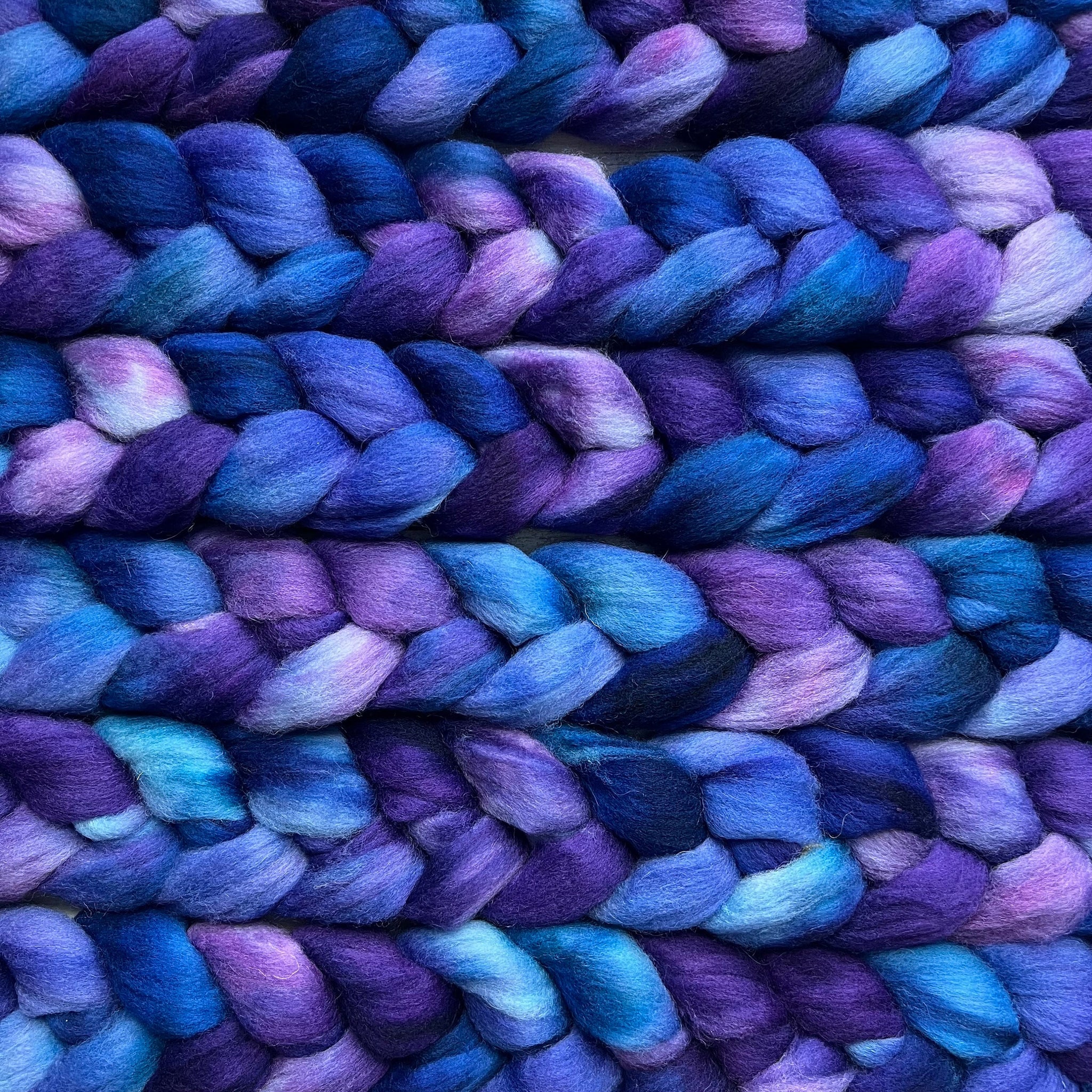 Eider Hand Dyed Combed Top - Encased - Spinning Fiber - Fiber for Sp –  Woolfiend Hand-Dyed Yarn and Fiber