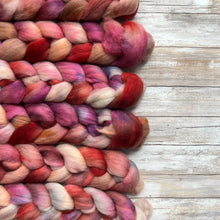 Load image into Gallery viewer, Eider Hand Dyed Combed Top - &quot;Live or Die&quot; - Spinning Fiber - Fiber for Spinning Socks - Rare Breed Wool Roving for Felting Weaving
