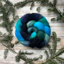 Load image into Gallery viewer, Jacob Hand Dyed Combed Top - &quot;Neptune&quot; - Spinning Fiber - Soft Fiber for Spinning Socks - Wool Roving
