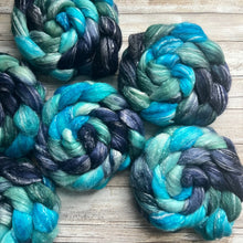 Load image into Gallery viewer, Merino/Bamboo/Tussah Silk Combed Top - &quot;Neptune” - Soft Silky Hand Dyed Spinning Fiber Roving
