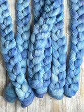 Load image into Gallery viewer, Navi - Blue Faced Leicester BFL Hand Dyed Combed Top - Spinning Fiber - 26 Micron - BFL for Spinning - Wool Roving
